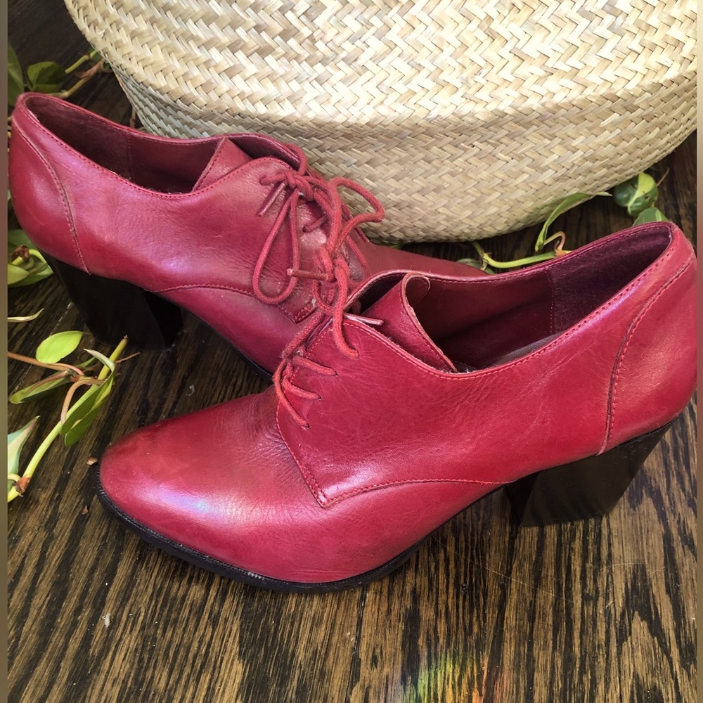 Leather Oxford heel - g.h. Bass - Ruby red - Size 8